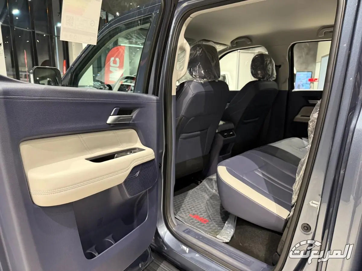 جيه ام سي جراند افينيو 2025 14