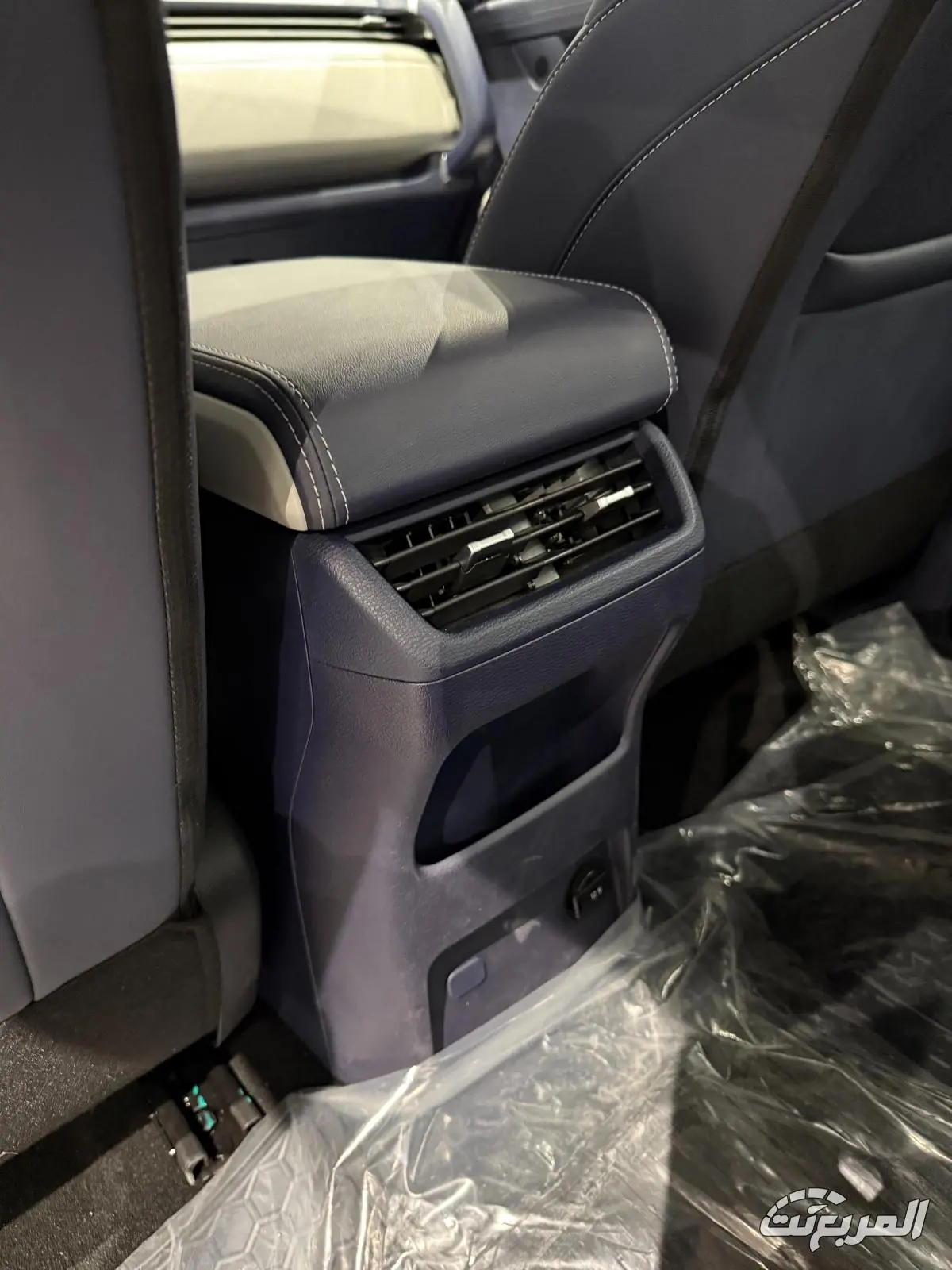 جيه ام سي جراند افينيو 2025 15