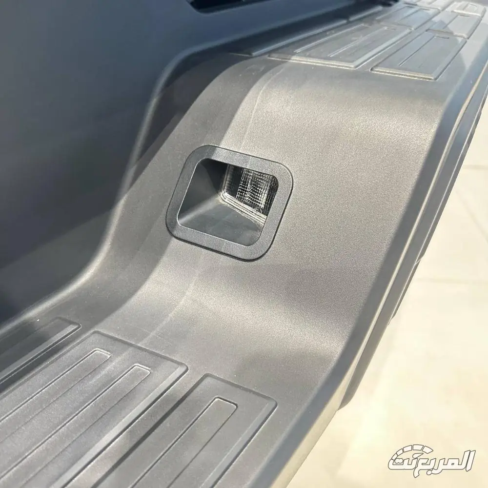 جيه ام سي جراند افينيو 2025 39