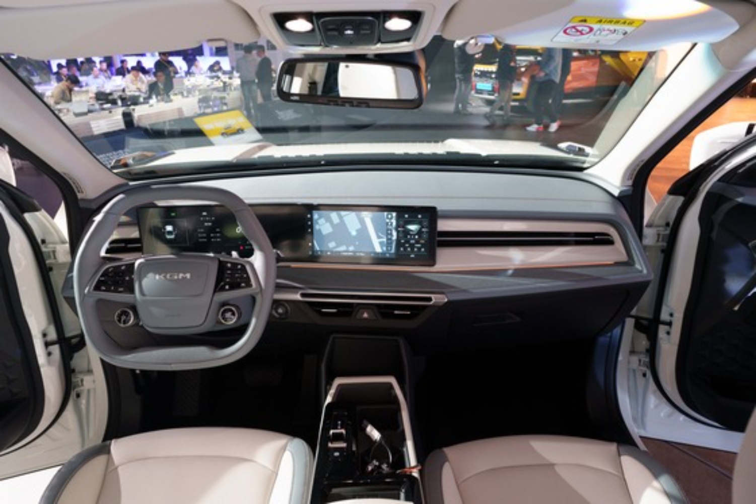 سانج-يونج-موسو-ev-المربع-نت-22