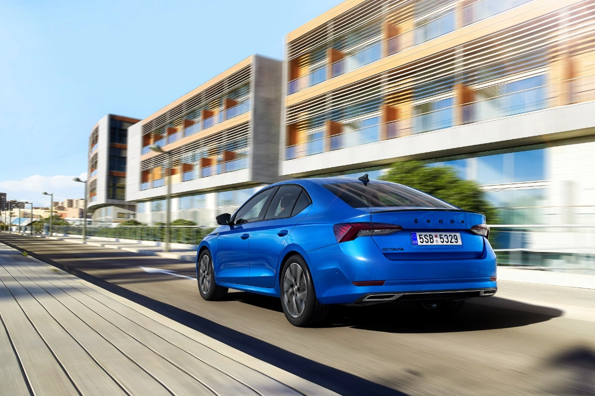 سكودا-اوكتافيا-المربع-نت-20-2