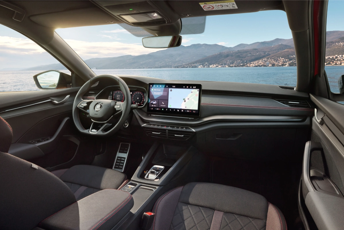 سكودا-اوكتافيا-المربع-نت-9