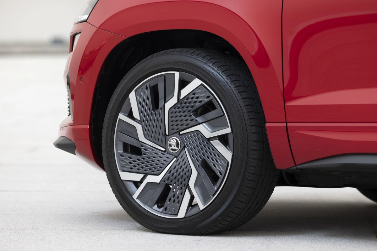 سكودا-كاروك-المربع-نت-17