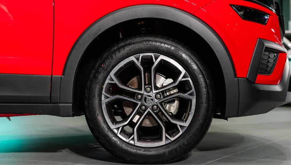 سكودا-كوشياك-المربع-نت-13