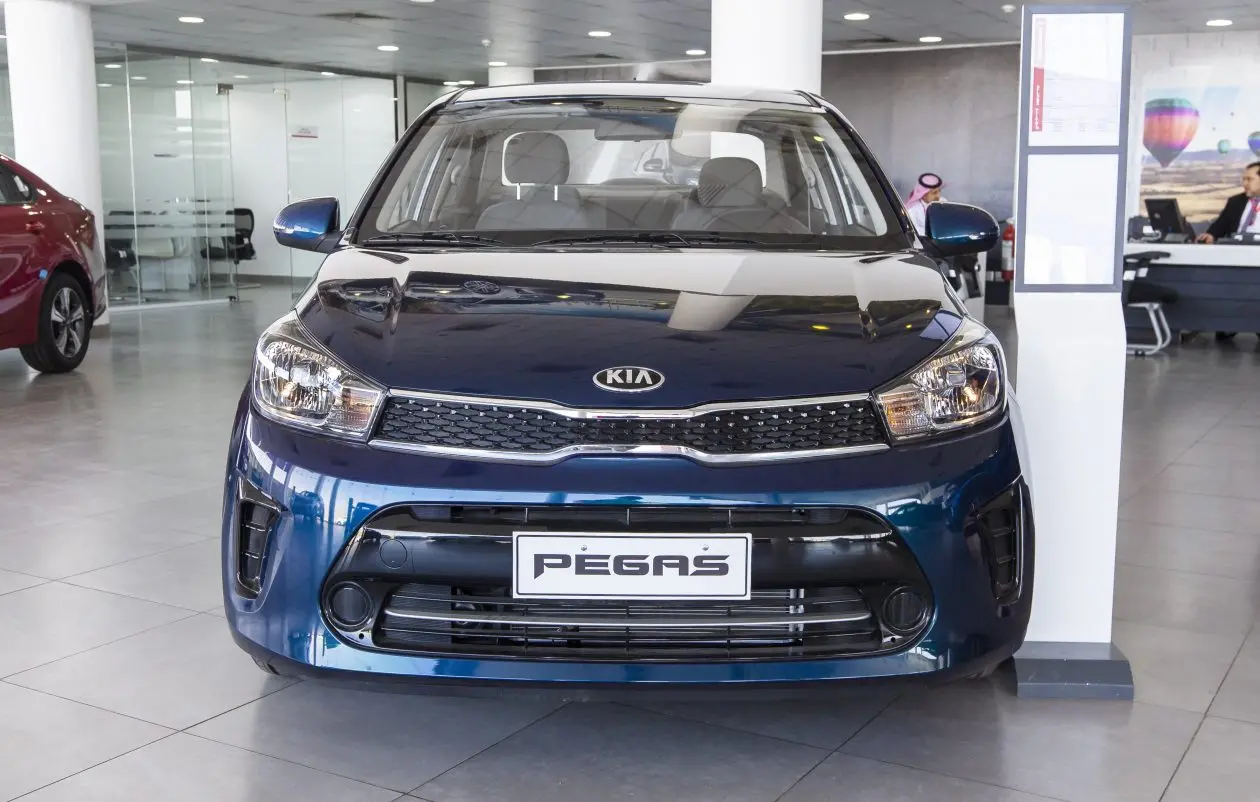 سيارات كيا شبابية بيجاس 9