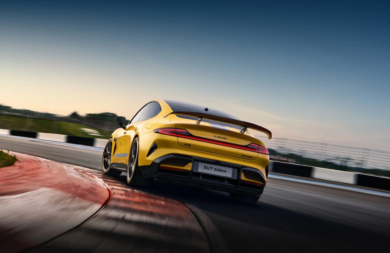 شاومي-su7-الترا-المربع-نت-7