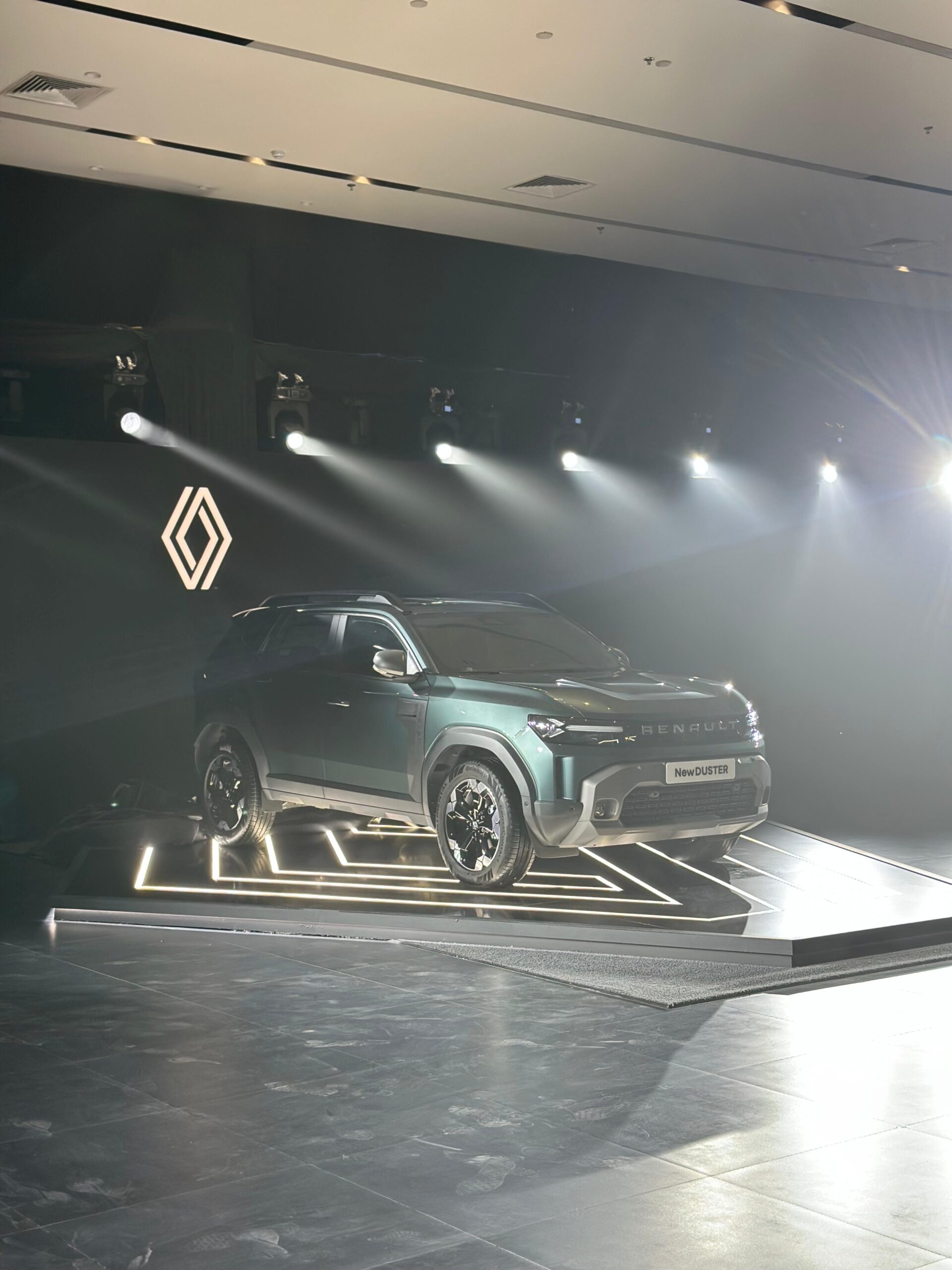 صور رينو داستر 2026 الجديدة 2