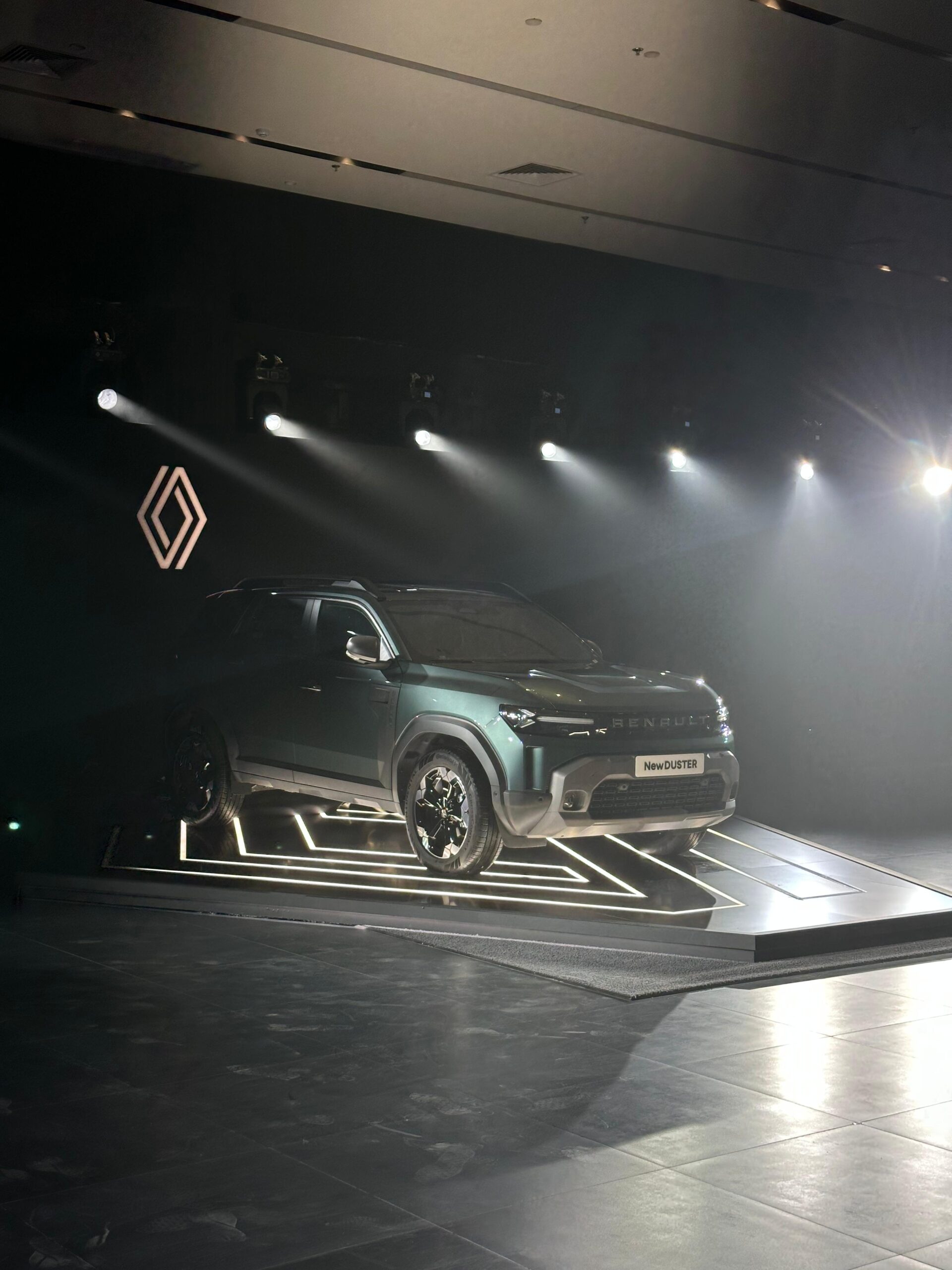 صور رينو داستر 2026 الجديدة 3