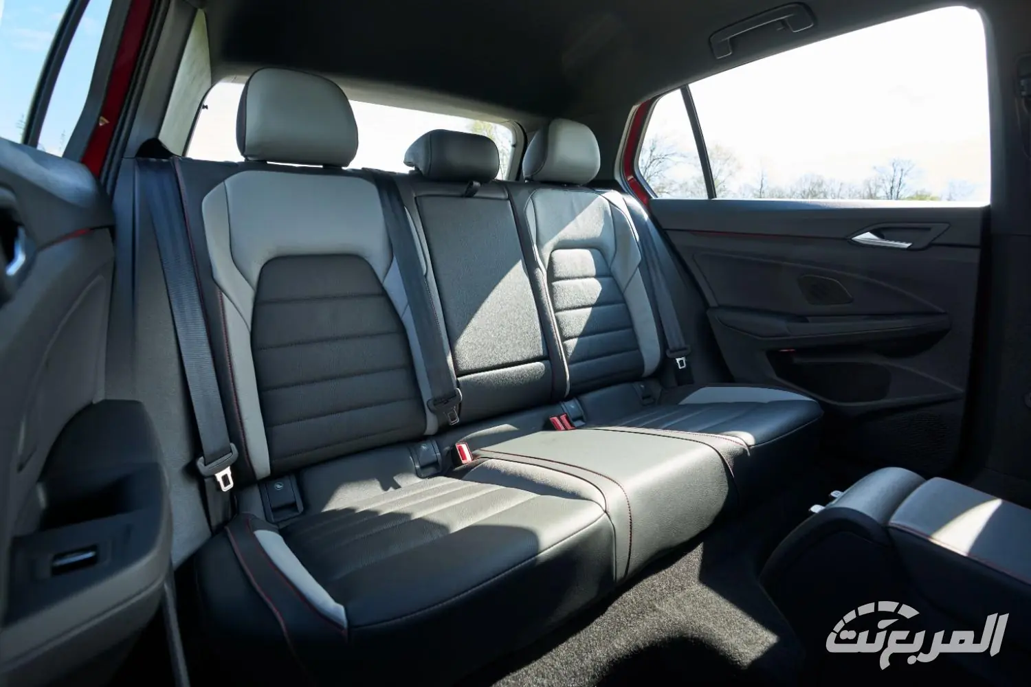 سعر فولكس واجن جولف GTI 2025 29