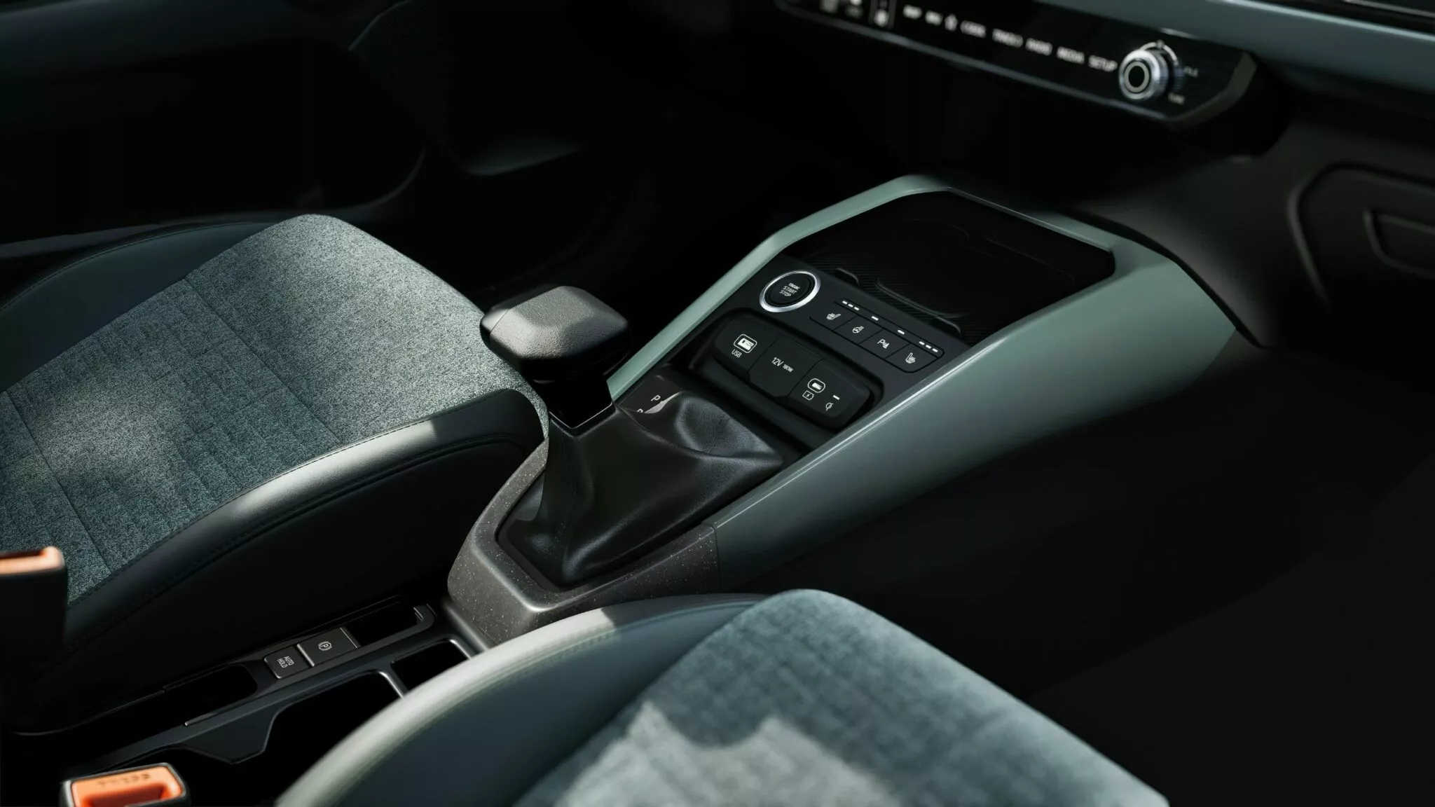 كيا ستونيك 2026 فيس ليفت الجديدة تنطلق بتصميم أجرأ وداخلية أفخم 10