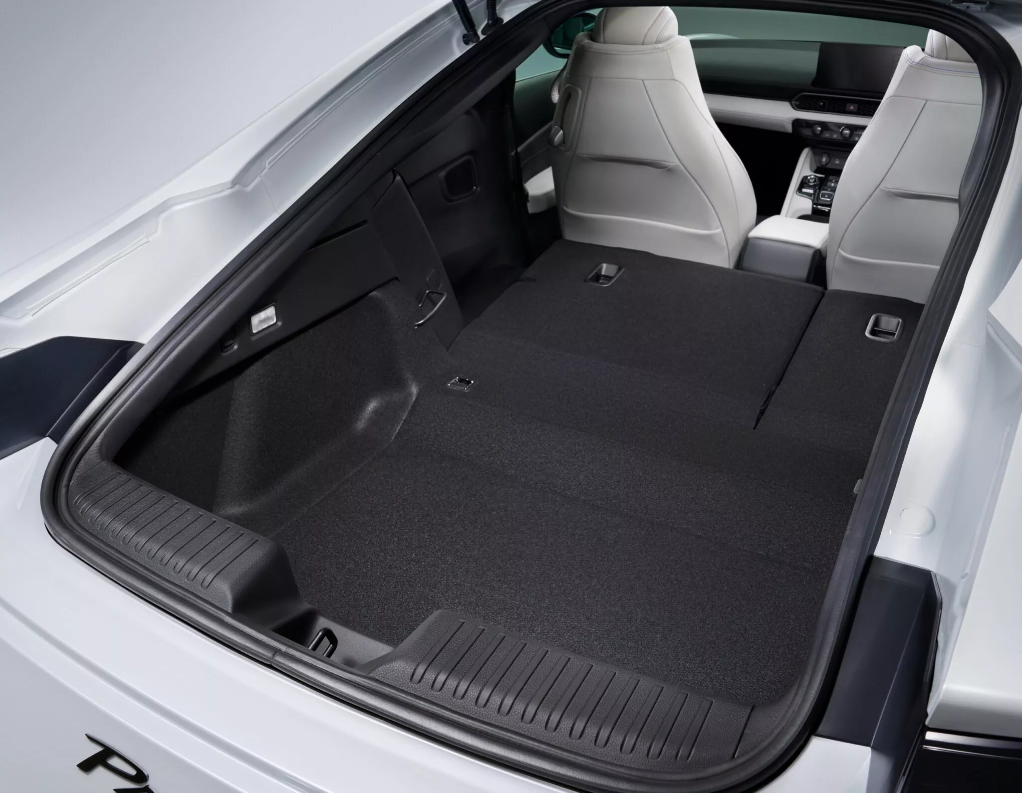 انطلاق هوندا بريليود كوبيه الإنتاجية بسعر مفاجئ في اليابان 17