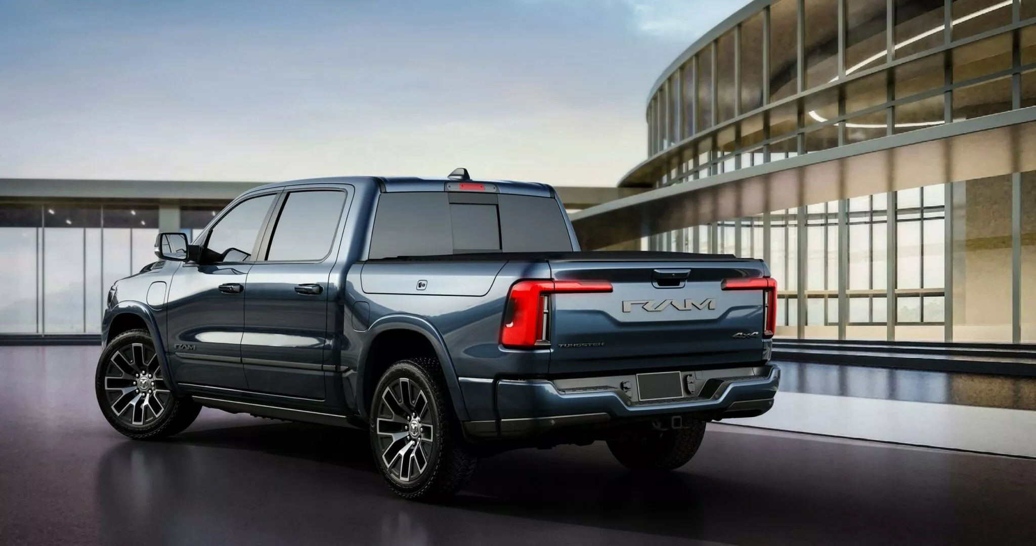 رام تلغي شاحنتها الكهربائية 1500 REV المنافسة لفورد لايتنينج وتيسلا سايبرتراك 6