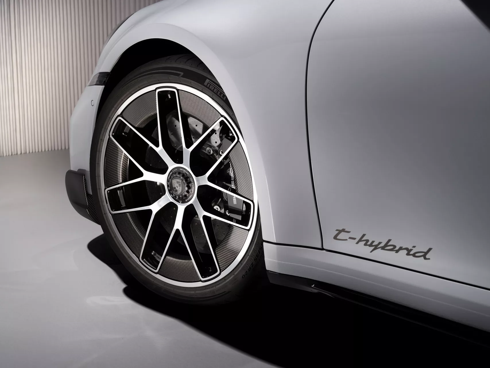 بورش 911 تحصل على أقوى نسخة في تاريخها 6