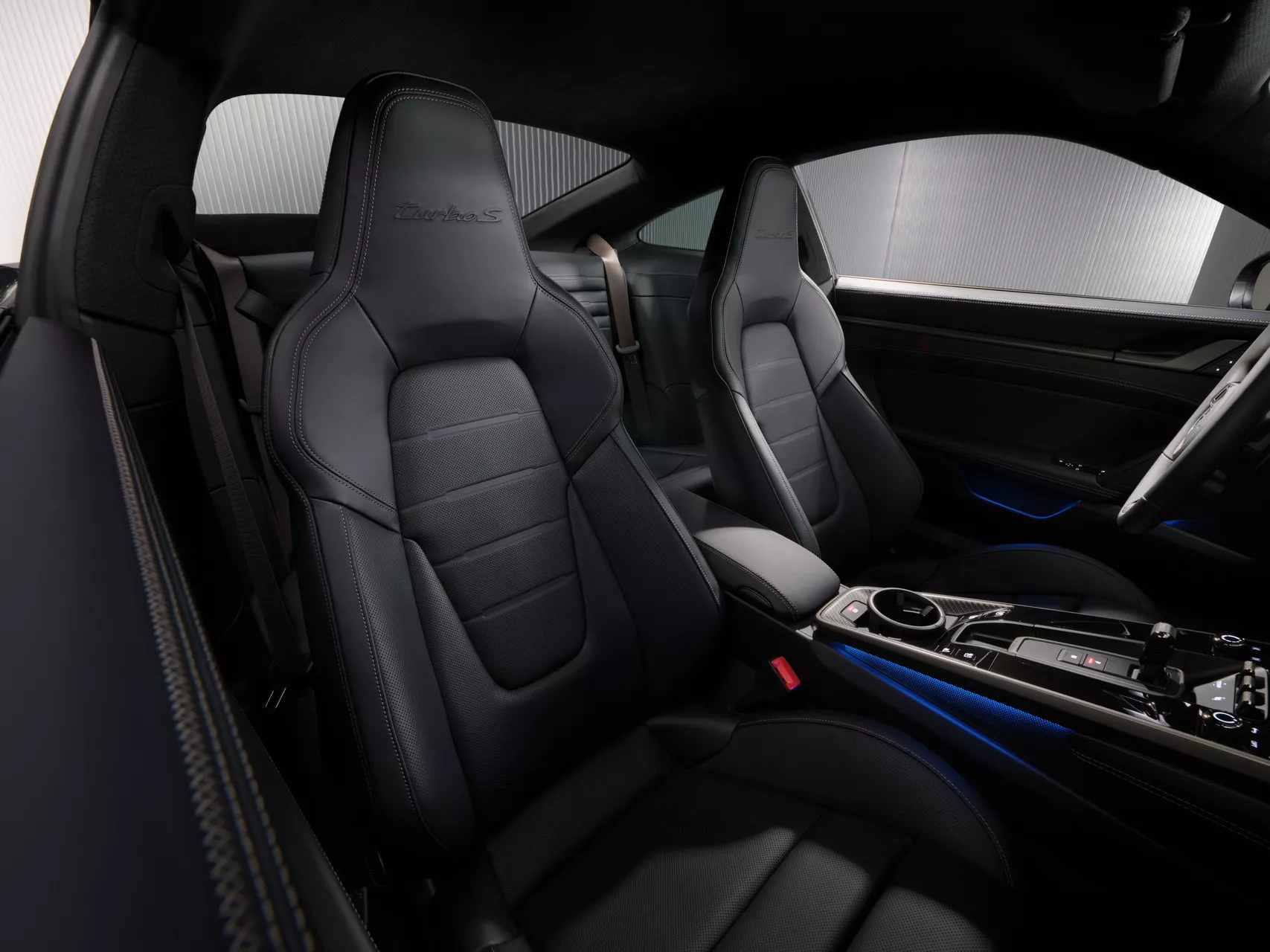 بورش 911 تحصل على أقوى نسخة في تاريخها 18