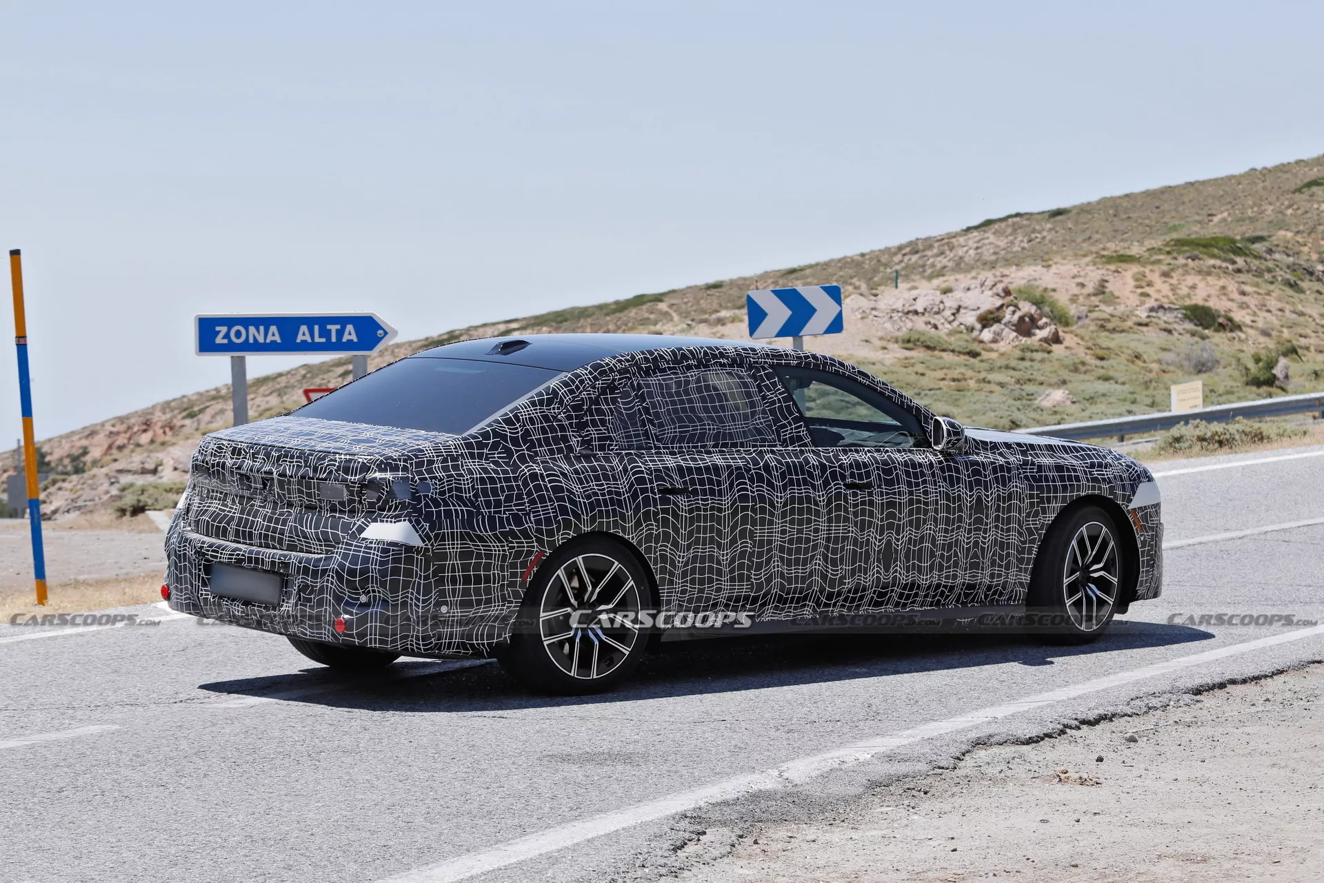 بي إم دبليو الفئة السابعة فيس ليفت تظهر بالشكل التخيلي 1