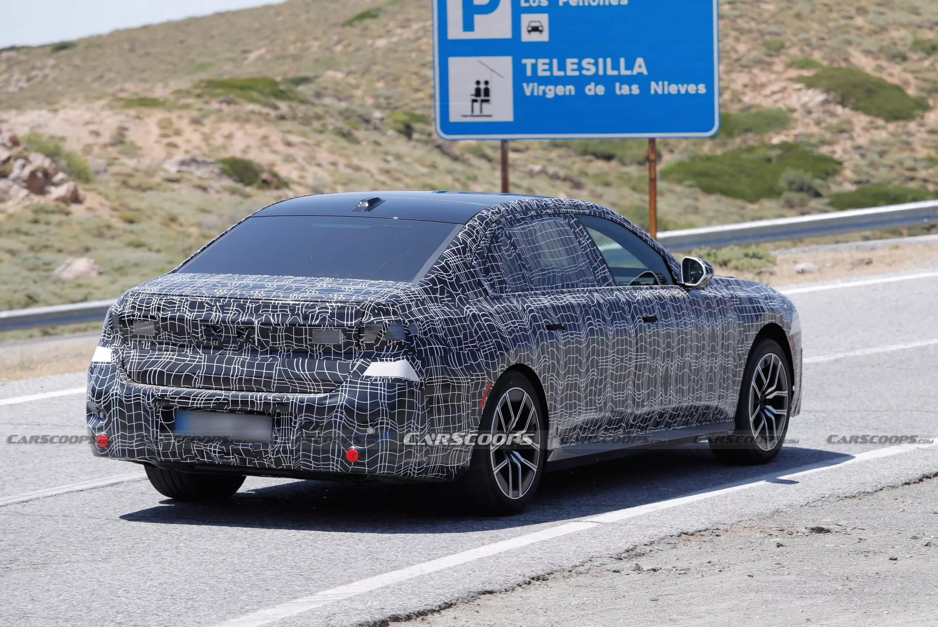 بي إم دبليو الفئة السابعة فيس ليفت تظهر بالشكل التخيلي 11