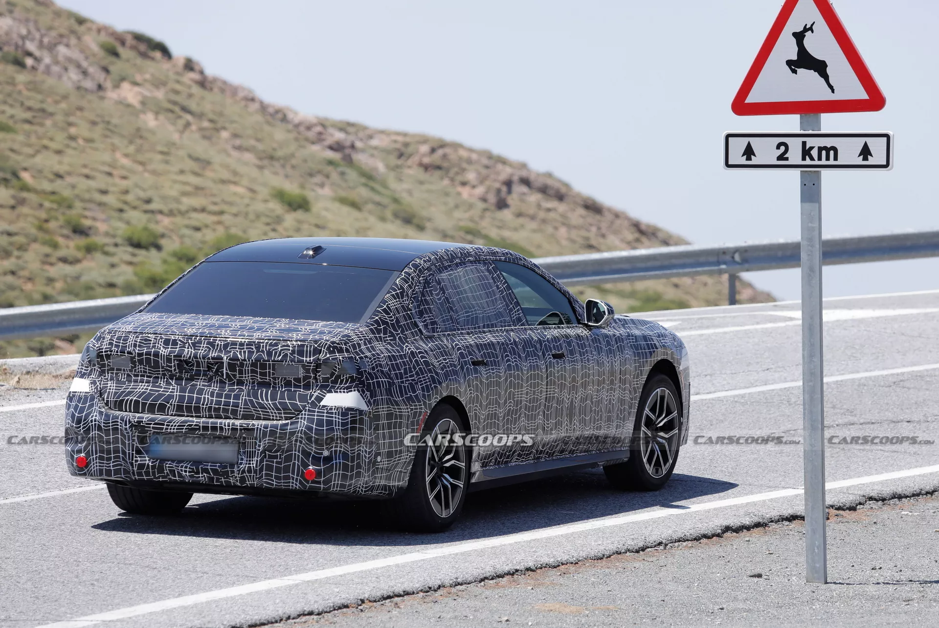 بي إم دبليو الفئة السابعة فيس ليفت تظهر بالشكل التخيلي 12