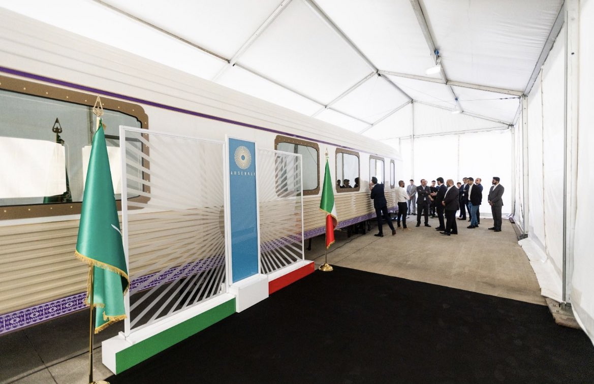 من إيطاليا للسعودية .. قطار حلم الصحراء الفاخر يعيد تعريف السفر داخل المملكة 7