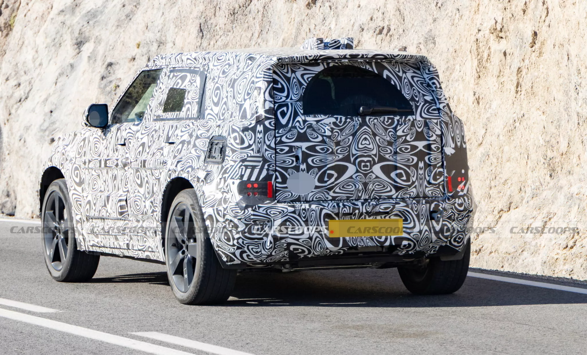 لاندروفر تطور أصغر نسخة لديفندر حتى الآن لمنافسة جي كلاس المصغرة القادمة 10