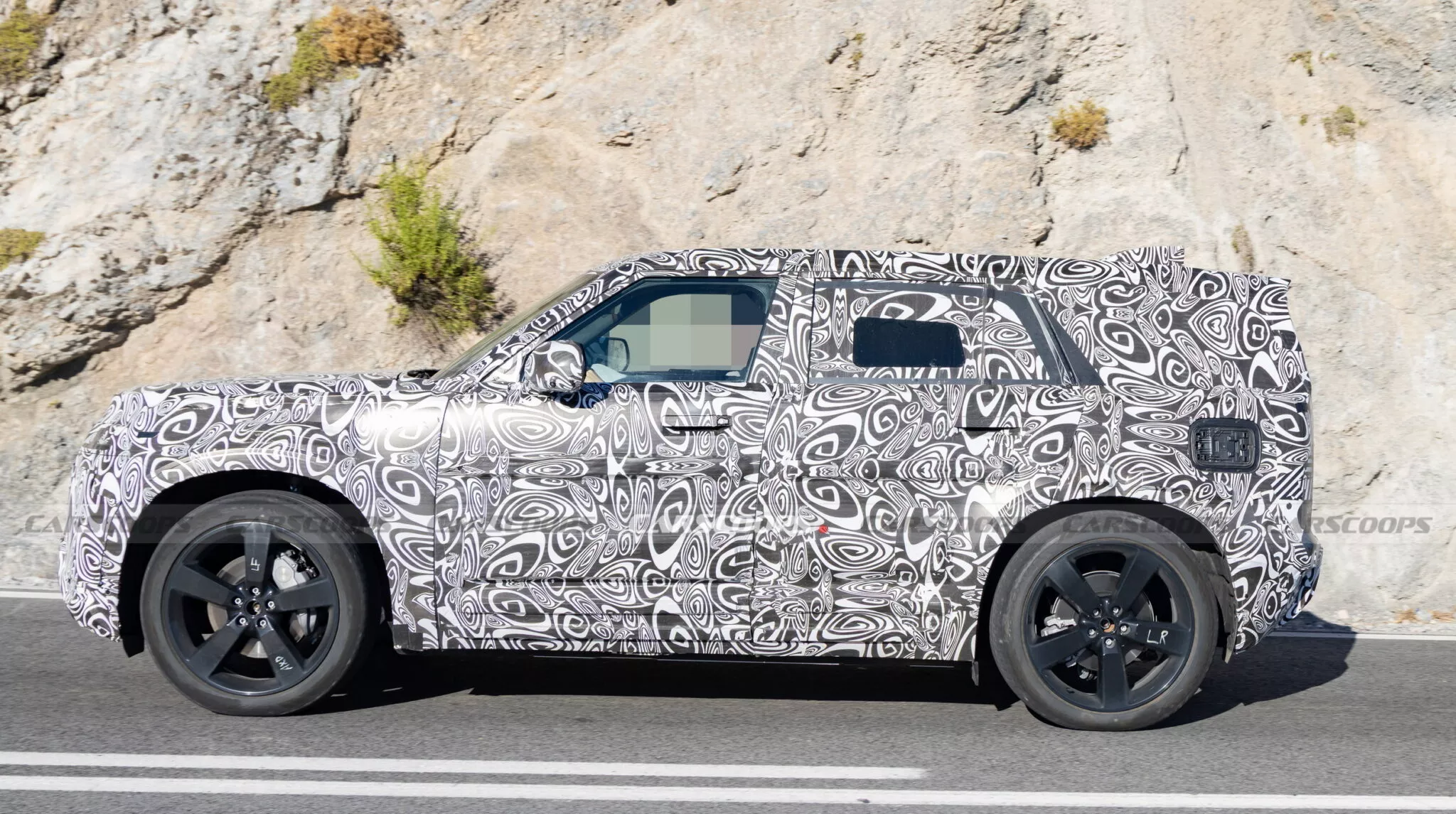 لاندروفر تطور أصغر نسخة لديفندر حتى الآن لمنافسة جي كلاس المصغرة القادمة 7