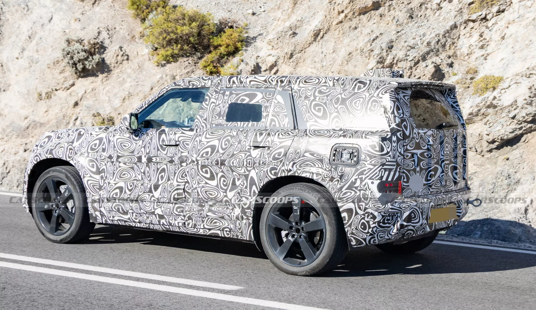 لاندروفر تطور أصغر نسخة لديفندر حتى الآن لمنافسة جي كلاس المصغرة القادمة 8