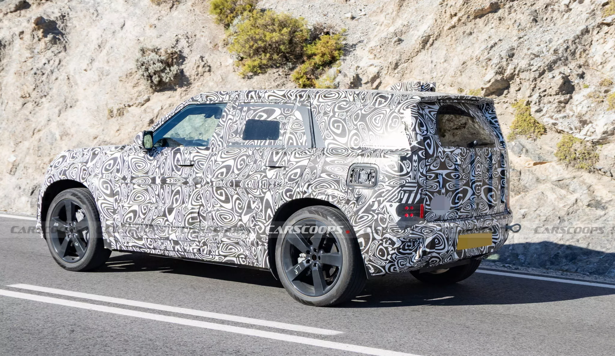 لاندروفر تطور أصغر نسخة لديفندر حتى الآن لمنافسة جي كلاس المصغرة القادمة 9