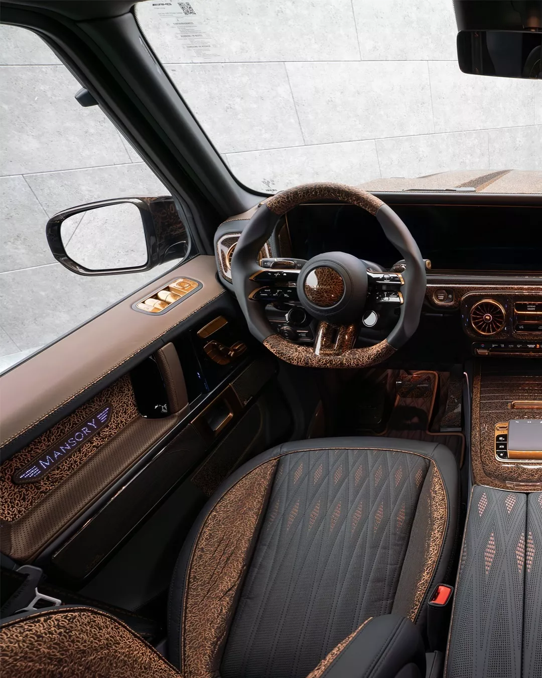 مرسيدس جي كلاس تحصل على إصدار حصري للشرق الأوسط من مانسوري 17