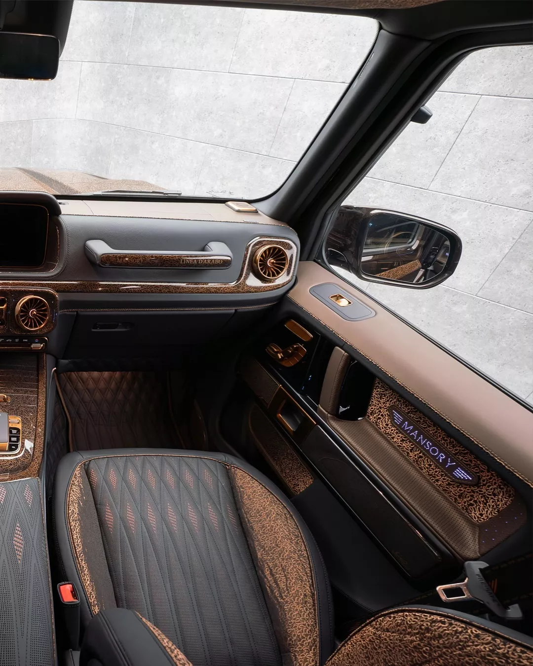 مرسيدس جي كلاس تحصل على إصدار حصري للشرق الأوسط من مانسوري 2