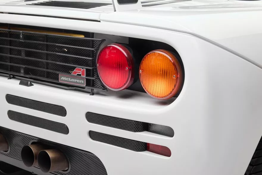 مكلارين F1 من مجموعة سلطان بروناي ستُعرض للبيع في مزاد بسعر تاريخي مكلارين F1 من مجموعة سلطان بروناي ستُعرض للبيع في مزاد بسعر تاريخي 15