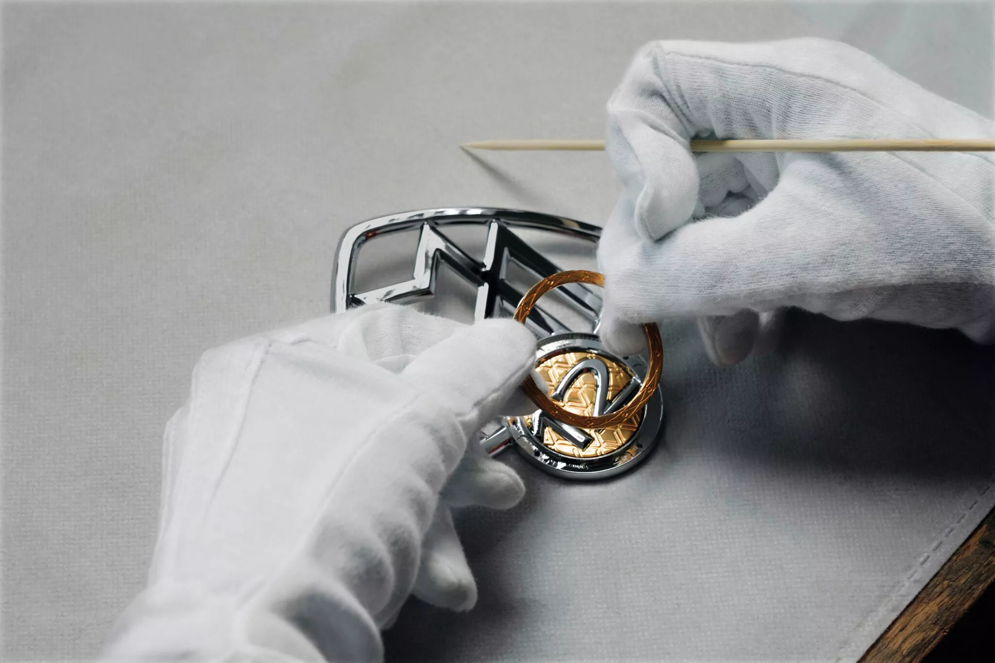 مرسيدس مايباخ إس كلاس تحصل على إصدار V12 حصري للاحتفال بالمحرك الأيقوني مرسيدس مايباخ إس كلاس تحصل على إصدار V12 حصري للاحتفال بالمحرك الأيقوني 14