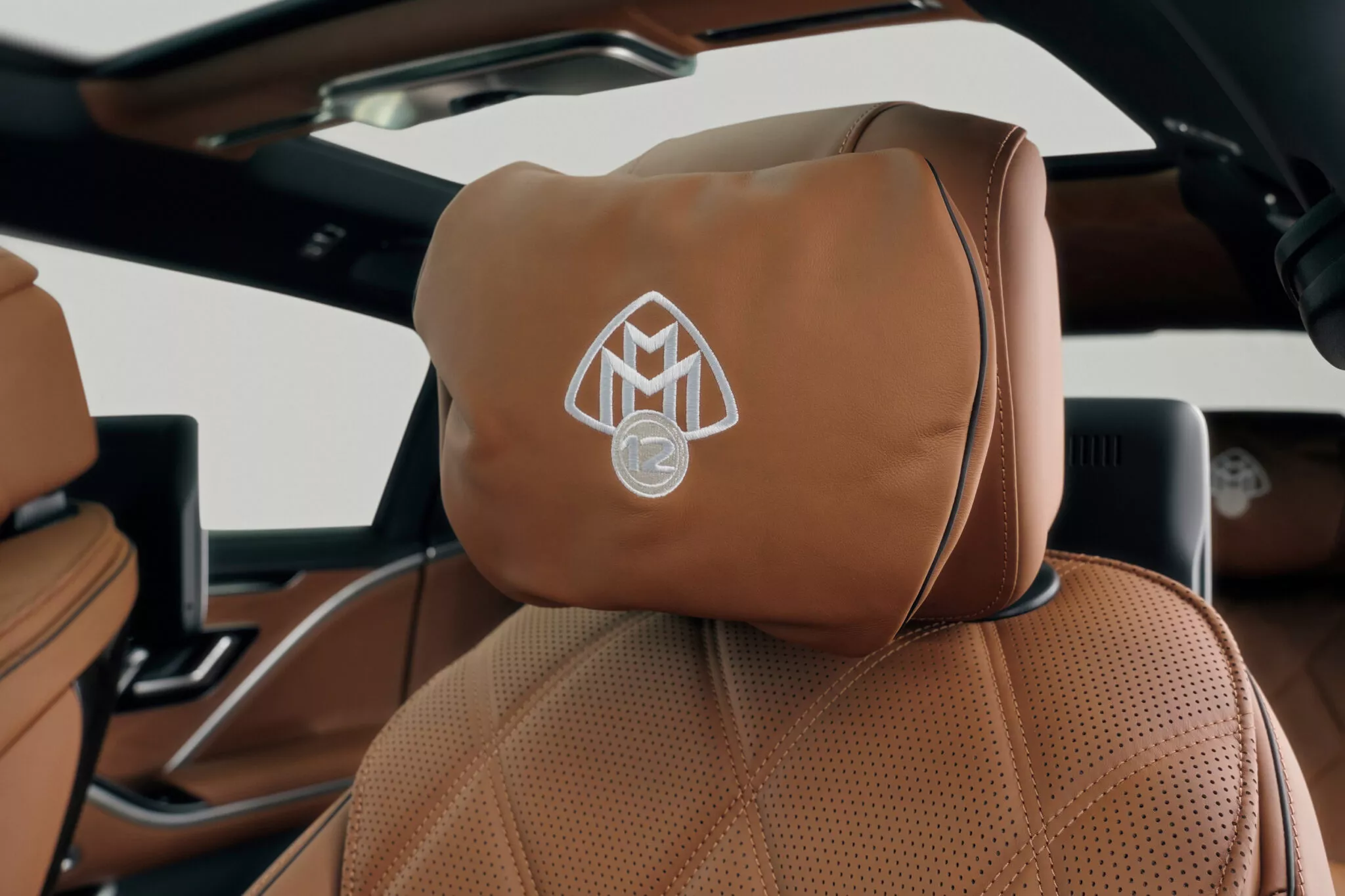 مرسيدس مايباخ إس كلاس تحصل على إصدار V12 حصري للاحتفال بالمحرك الأيقوني مرسيدس مايباخ إس كلاس تحصل على إصدار V12 حصري للاحتفال بالمحرك الأيقوني 8