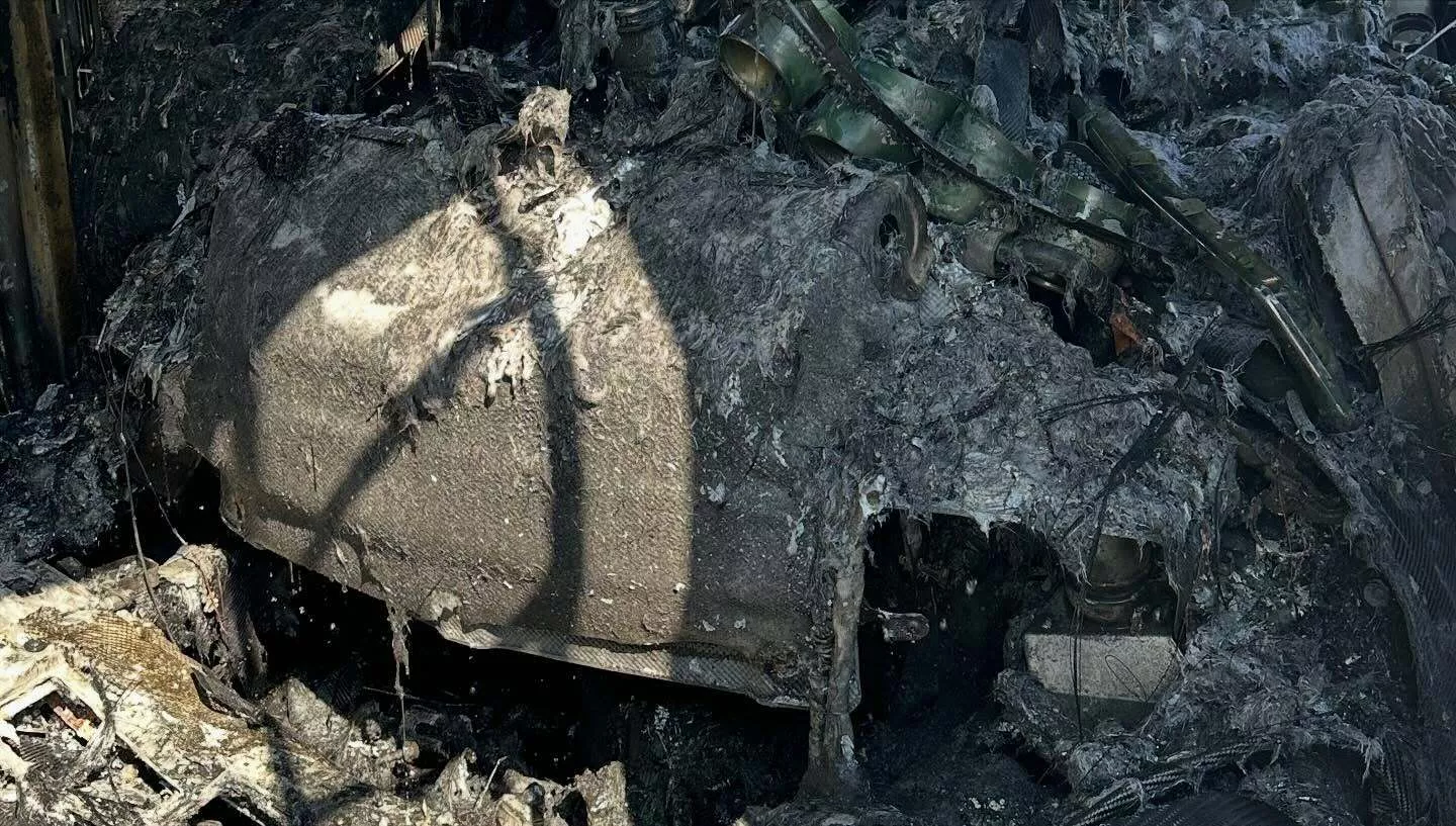 حريق يلتهم خمس سيارات خارقة في أمريكا 4