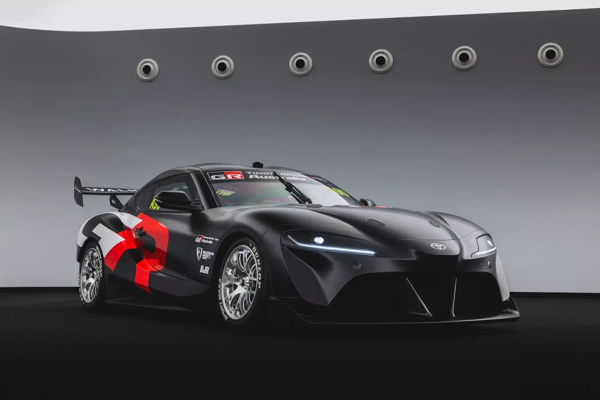 تويوتا سوبرا تحصل على محرك V8 جديد لسباقات السوبركارز الأسترالية تويوتا سوبرا تحصل على محرك V8 جديد لسباقات السوبركارز الأسترالية 4