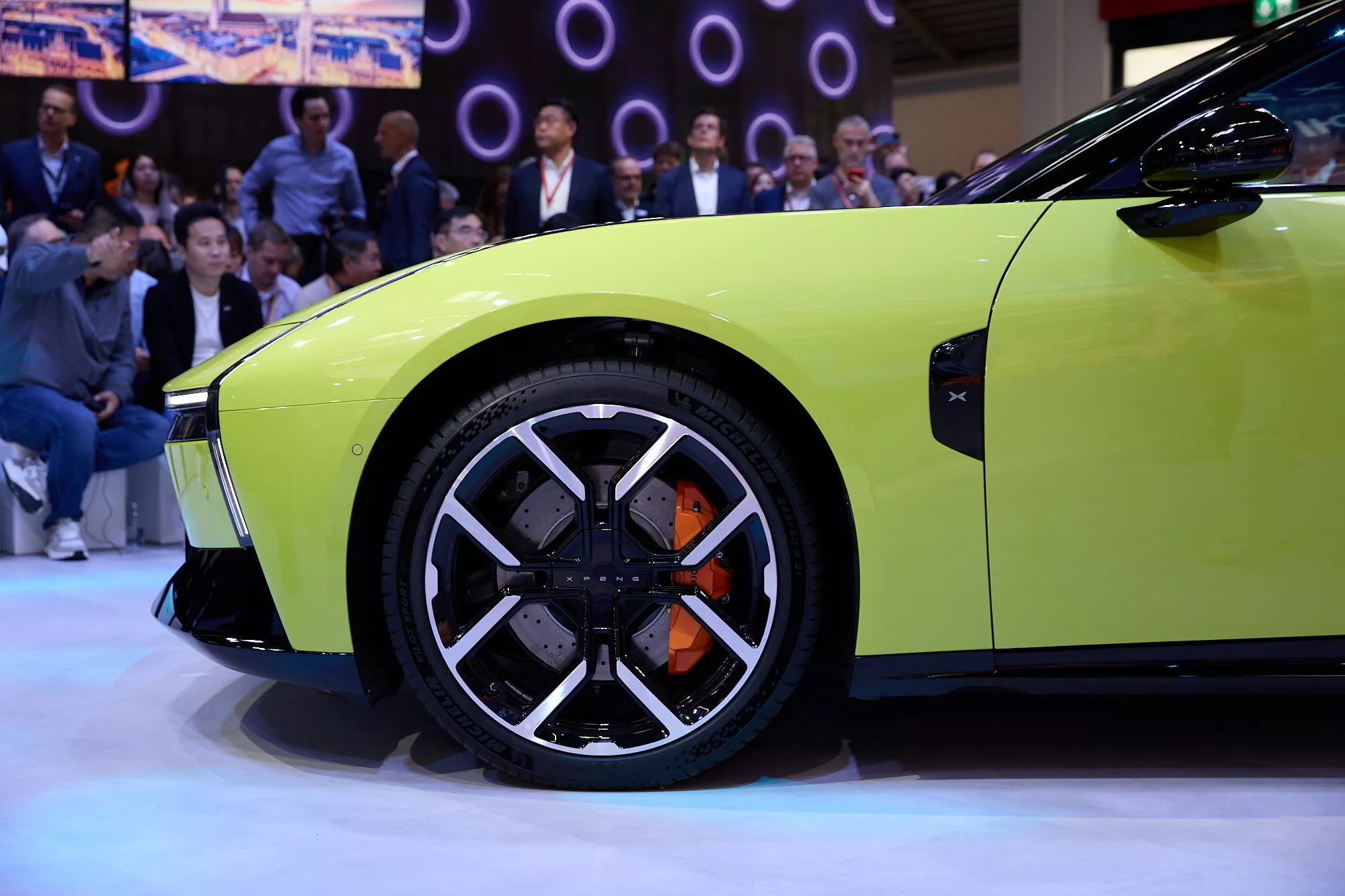 اكس بنغ الصينية تدشن أفخم سيدان كهربائية لها في قلب أوروبا لمنافسة تيسلا ومرسيدس 23