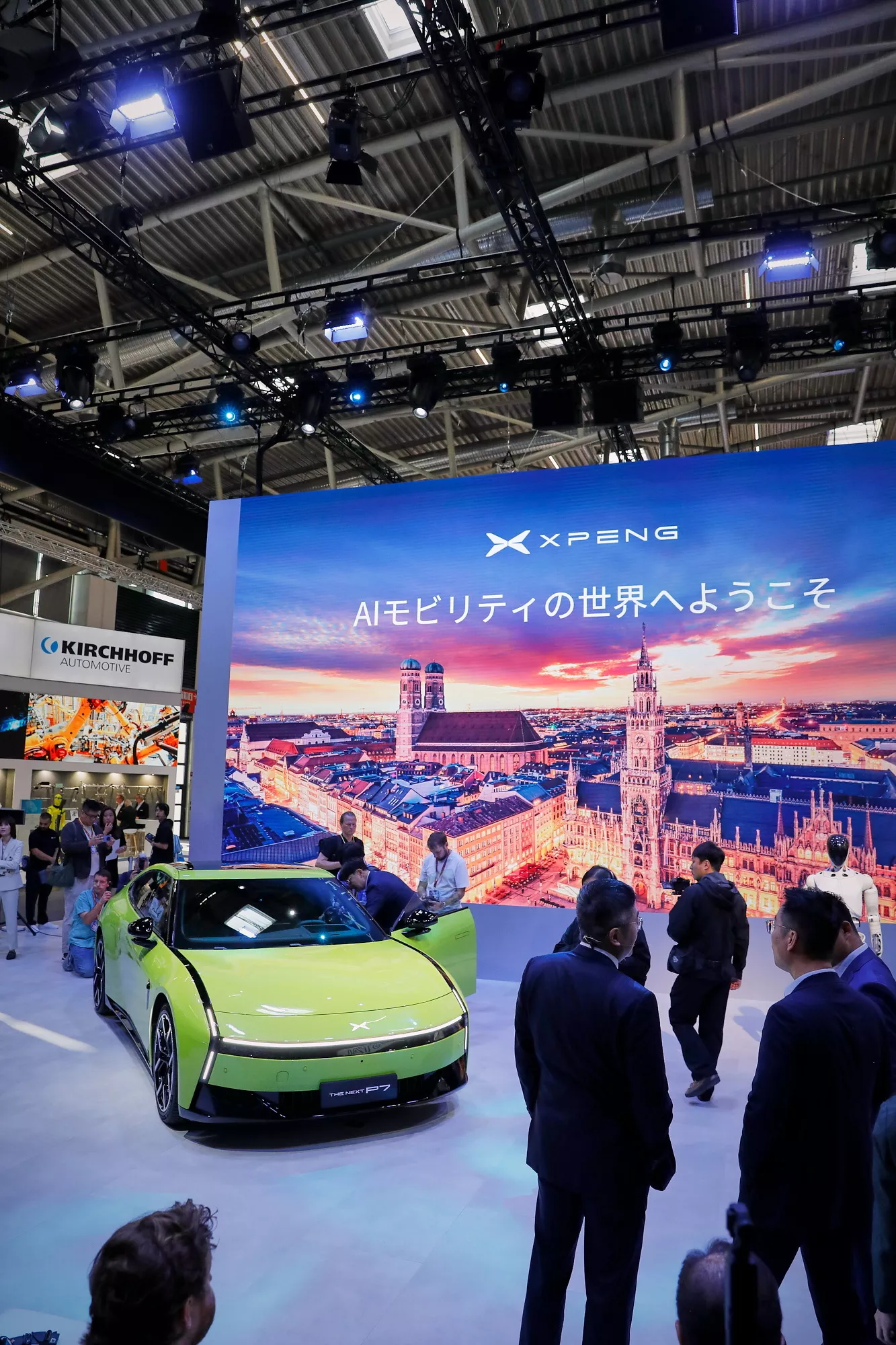 اكس بنغ الصينية تدشن أفخم سيدان كهربائية لها في قلب أوروبا لمنافسة تيسلا ومرسيدس 26