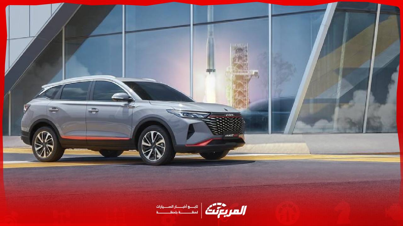ما الذي يميز دونج فينج AX7 Mach 2025 في فئة الـSUV المدمجة؟