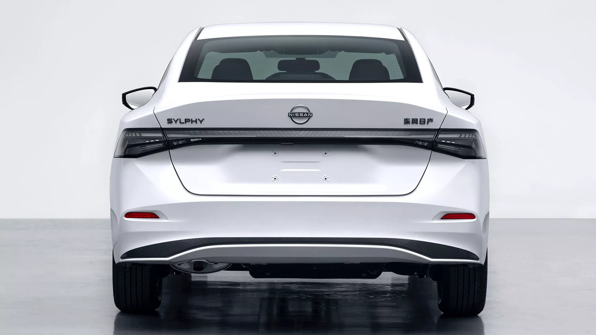 نيسان سنترا 2026 الجيل الجديد يظهر في تسريبات صينية نيسان سنترا 2026 الجيل الجديد يظهر في تسريبات صينية 1