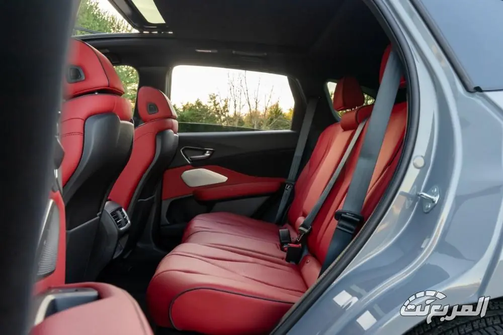 اكيورا RDX 2025.. مزيج مثالي من الفخامة اليابانية والتصميم الرياضي اكيورا RDX 2025 12