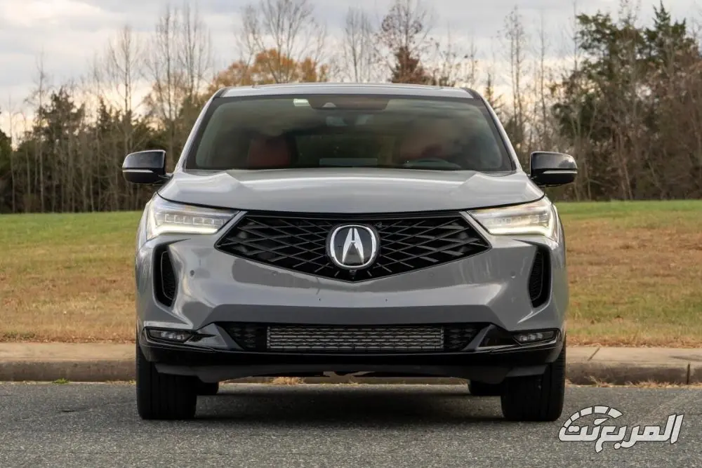 اكيورا RDX 2025.. مزيج مثالي من الفخامة اليابانية والتصميم الرياضي اكيورا RDX 2025 5