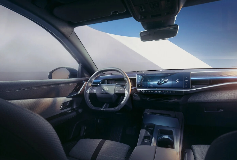 اوبل جراند لاند 2025 14