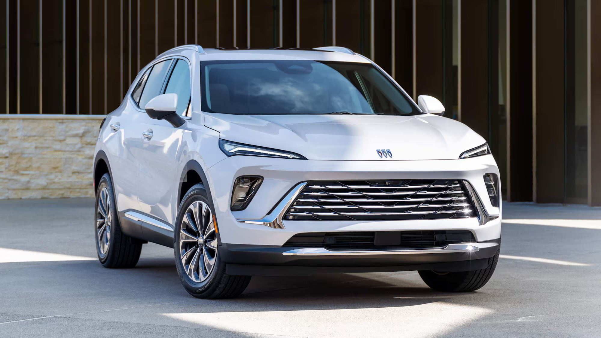 مواصفات بويك انفيجين 2025 الجديدة