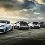 تويوتا-يارس-gr-المربع-نت-1