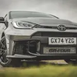 تويوتا-يارس-gr-المربع-نت-12