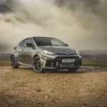 تويوتا-يارس-gr-المربع-نت-2