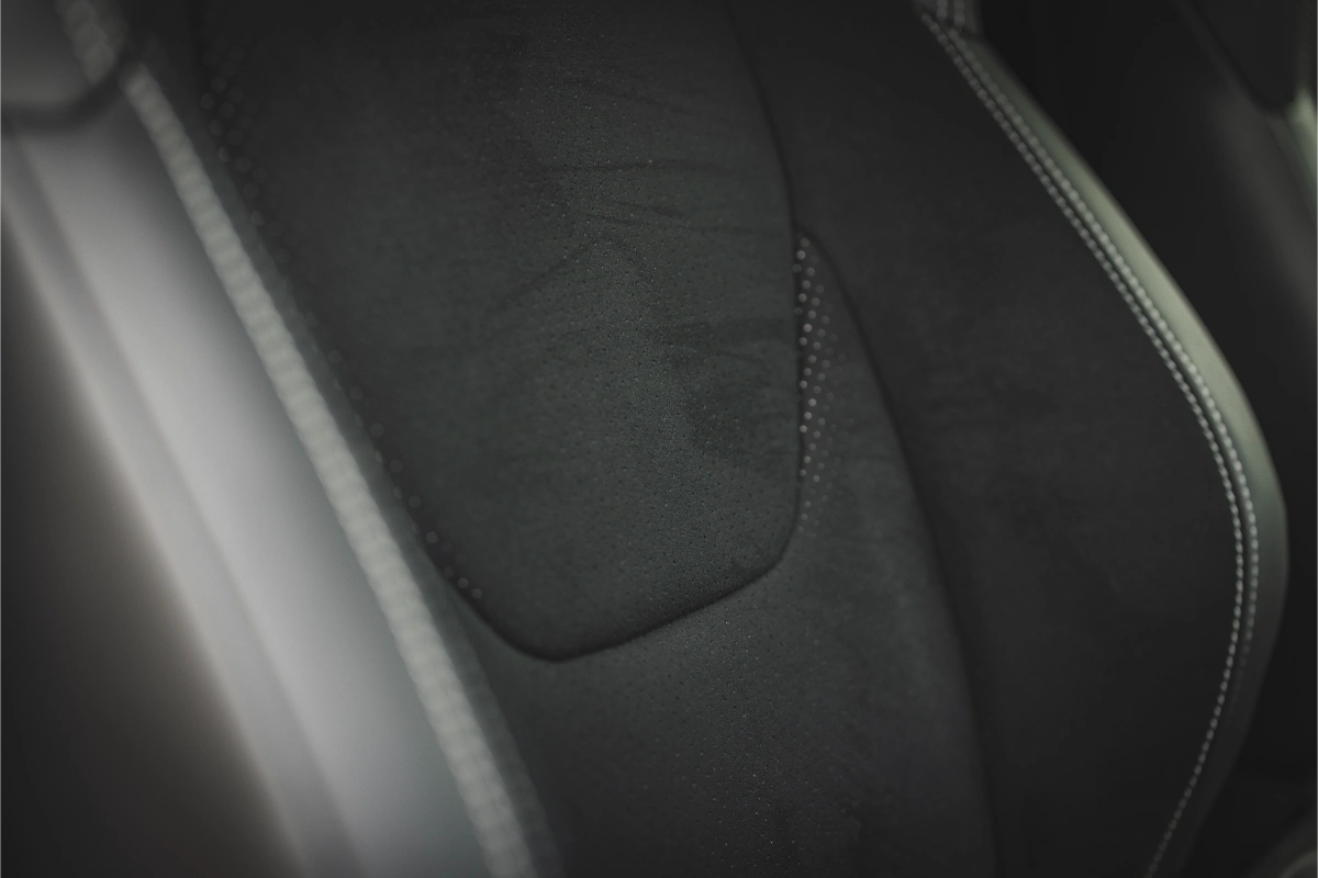 تويوتا-يارس-gr-المربع-نت-35