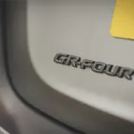 تويوتا-يارس-gr-المربع-نت-38