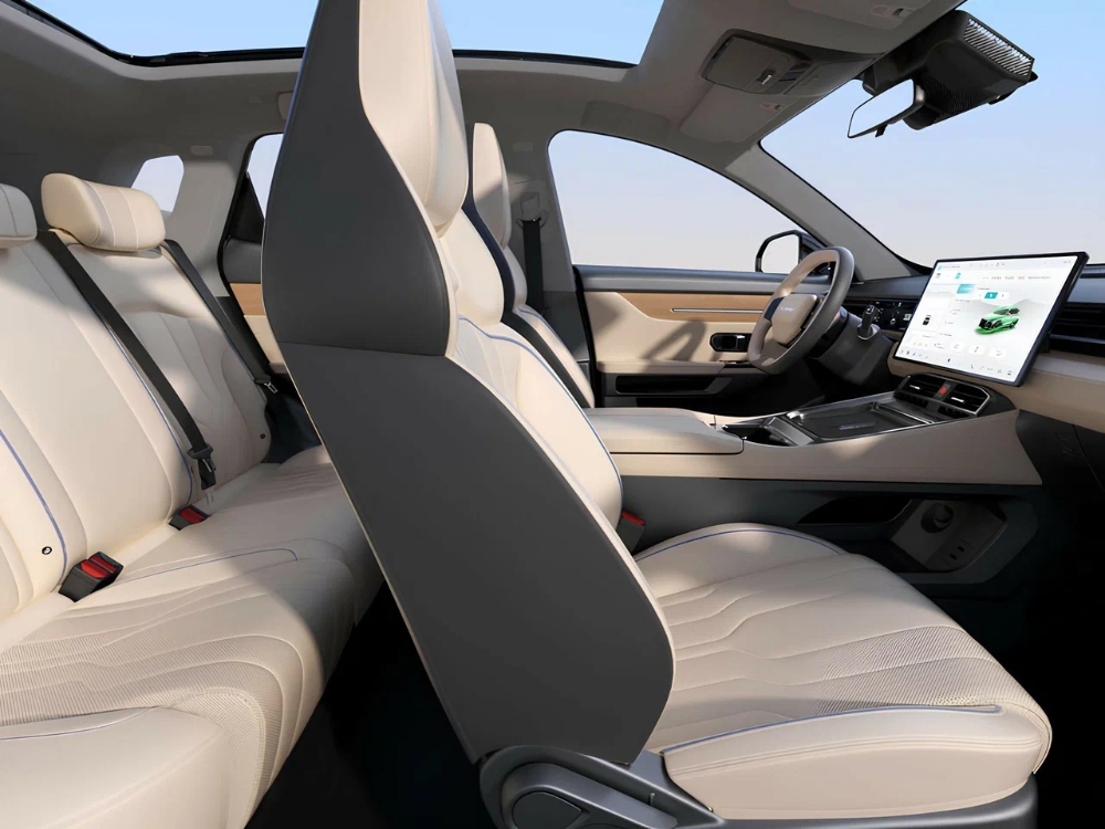 ساوايست S06 2025 18