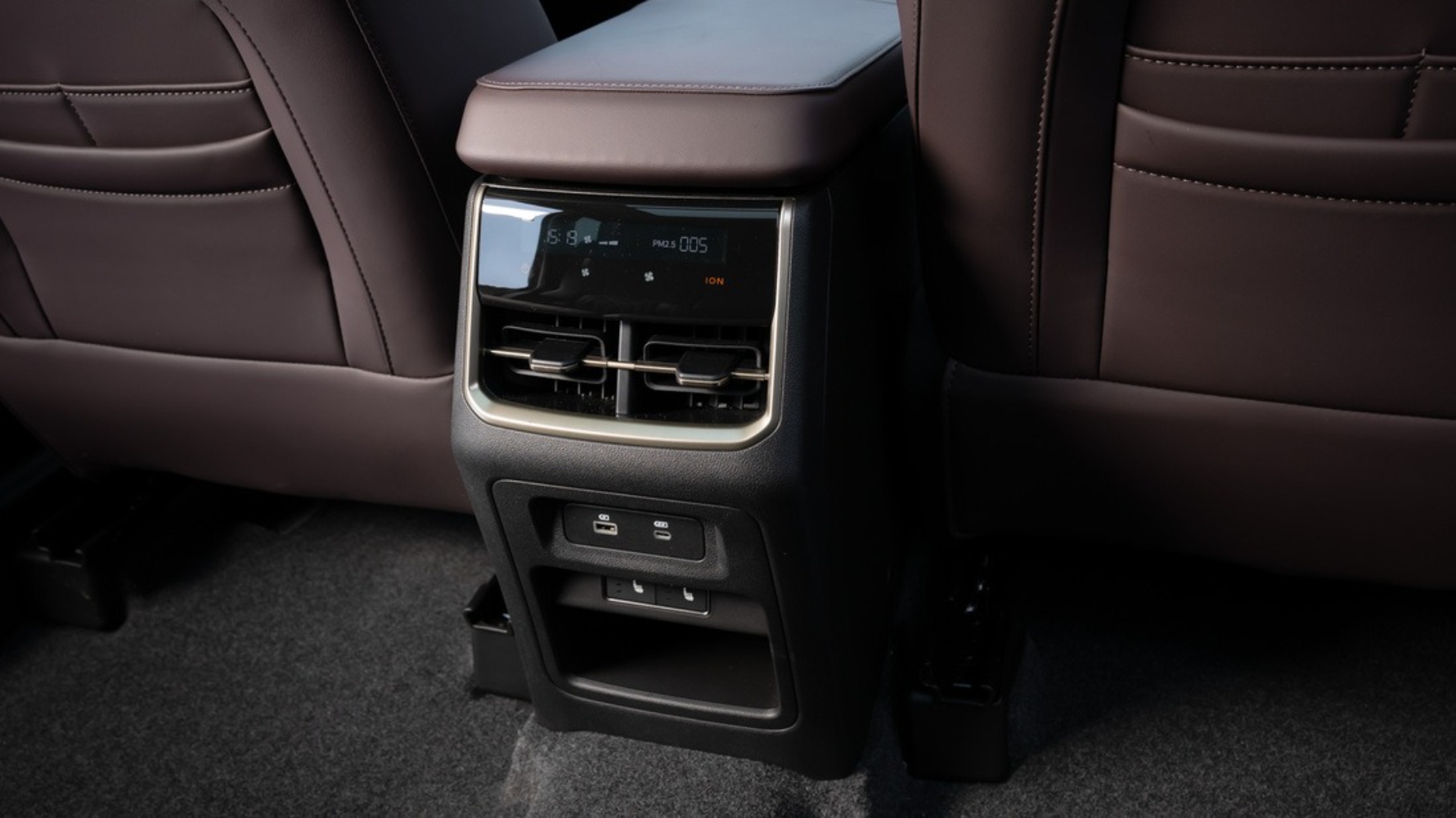 صور ساوايست S09 2025 26