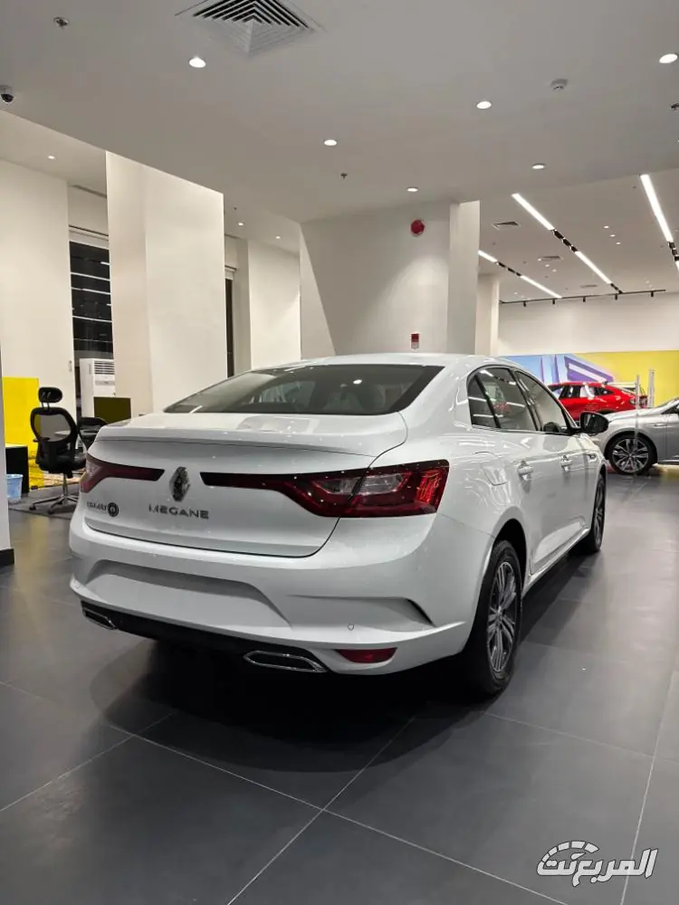 سيارات رينو 2025 في السعودية.. أفضل الخيارات بأقل من 100 ألف ريال سيارات رينو 2025 12