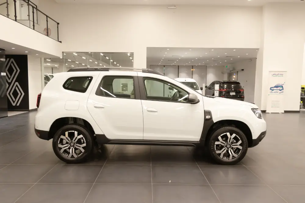 سيارات رينو 2025 في السعودية.. أفضل الخيارات بأقل من 100 ألف ريال سيارات رينو 2025 3